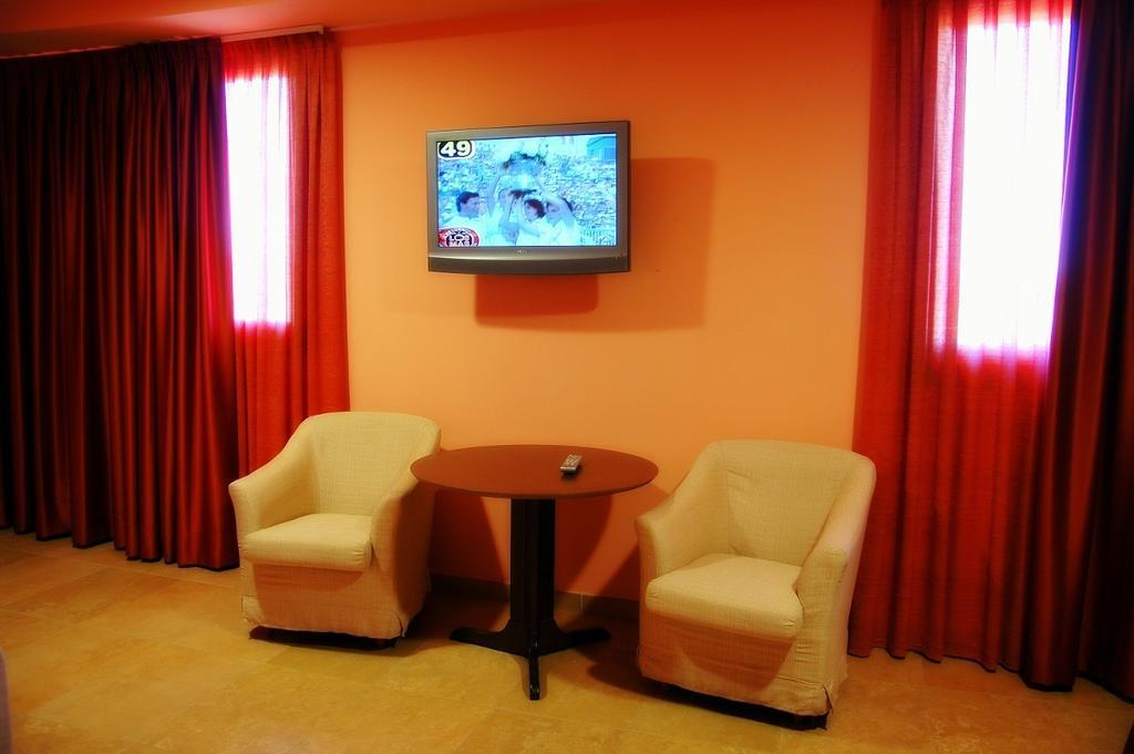 Hotel Salat Resort 레스 보르헤스 블랑케스 객실 사진
